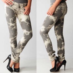 J Brand Tie Dye Jeans 25